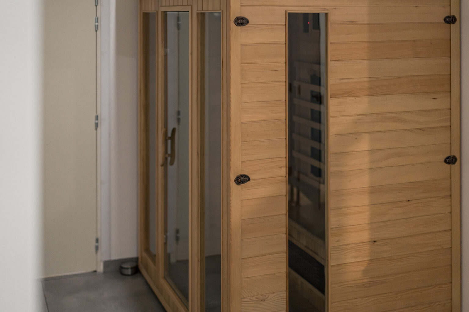 Le sauna en bois de La Sphère