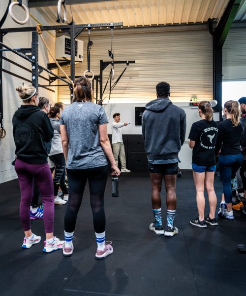 Sportifs de dos à la Sphère Hérouville
